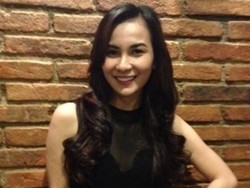 Ulang Tahun ke-23 Isya Jeeperson Berdoa Sukses dalam Ibadah