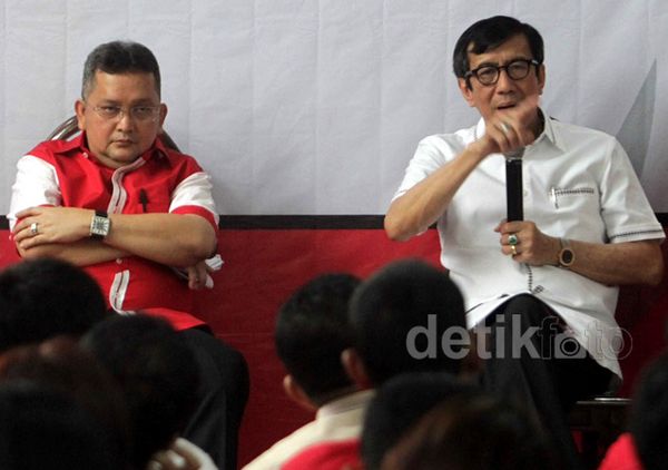 Diskusi Konsolidasi Kelembagaan Negara Dalam Perspektif Konstitusi