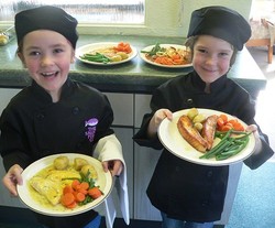 Makan Siang Gratis di Restoran Ini Diolah oleh Koki Anak Usia 5 Tahun