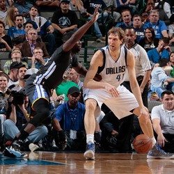 Warriors Petik 12 Kemenangan Beruntun, Hawks Tekuk Nets