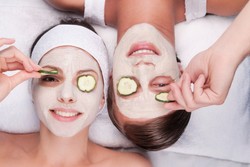 Kulit Kering? Racik Masker Pisang dengan Minyak Zaitun dan Lemon untuk Kulit Halus