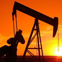 Arifin Panigoro Ajak Pengusaha Minyak RI Investasi di Iran