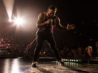 Moves Like Adam Levine