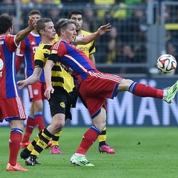 Kecerdikan Dua Gelandang Bayern dan Penyerang Dortmund yang Kalah Duel