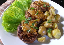 Video Resep: Salisbury Steak with Onion Sauce