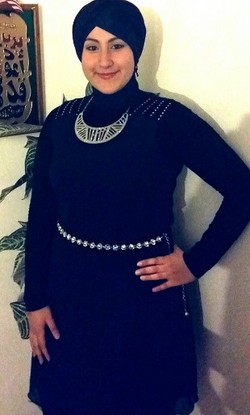 Asma Elamrousy, Hijabers yang Ditentang karena Jadi Penyanyi Rap