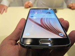 Rilis Galaxy S6, Samsung Disebut Pakai Tamu Bayaran