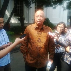 Arifin Panigoro Undang Jokowi ke Papua Lihat Sawah Modern