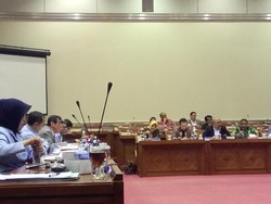Raker Komisi III Dengan Menkum Yasonna Dijadwalkan Lanjut Hari Ini