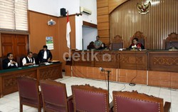 Praperadilan Bhatoegana Jalan Terus, PN Jaksel: Ada Beda Penafsiran