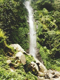 Curug Semirang, Kesegaran Tersembunyi di Ungaran