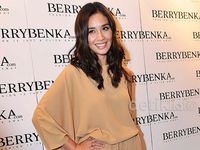 Marsha Timothy Tetap Cantik Tampil Simple