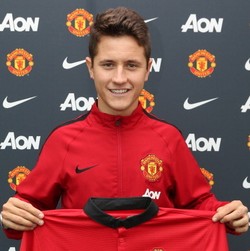 Wanita Ini Mendadak Terkenal karena Mirip Herrera