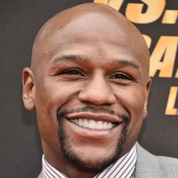 Lawan Pacquiao, Mayweather Akan Pakai Pelindung Mulut Seharga Rp 323 Juta