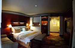 Memutar Memori Sejarah KAA di Hotel Savoy Homann