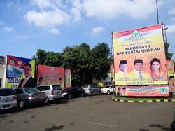 Rapimnas Golkar Kubu Agung Dijaga Polisi dan Sedikit Anggota AMPG