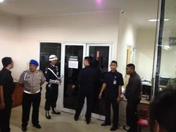 Setelah Cek Lokasi Ledakan, Kapolda Metro Jaya Jenguk Korban di RS Pelni