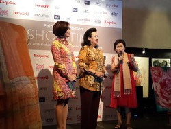 Show Time, 8 Pelukis Unjuk Gigi di Tugu Kunstkring Paleis