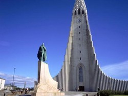 Gereja Keren di Islandia Berbentuk Seperti Organ Raksasa