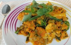 Dimasak dengan Woku Hingga Rasanya Gurih Pedas Beraroma