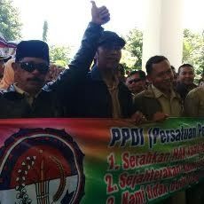 Ratusan Kepala Desa di Pasuruan Kembali Tuntut Gaji UMK