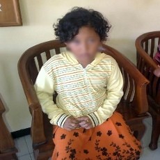 Bocah 8 Tahun Dianiaya Ibu Tiri Karena Telur Goreng