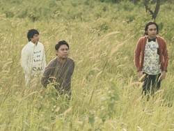 Melepas Senja, Saat Sidepony Bicara Soal Waktu dan Usia