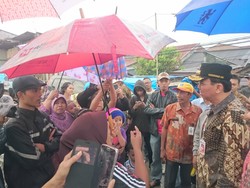 Cek Normalisasi Kali Mookevart, Ahok Minta Warga Pindah ke Rusun