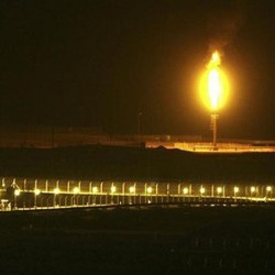 Harga Minyak Anjlok, Perusahaan Migas di RI Belum PHK Pegawai