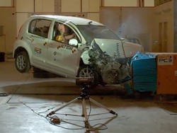 Uji Tabrak, Daihatsu Sirion Dapat Bintang 4