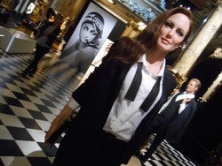 Senangnya Bertemu Angelina Jolie di Paris