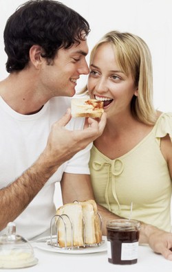 Roti Bakar Keju Buat Kehidupan Seks Lebih Aktif, Mitos atau Fakta?