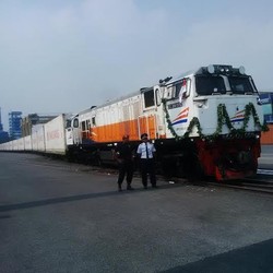 Surabaya Jadi Kota Pertama Punya Pelabuhan Terhubung KA, Jakarta Menyusul