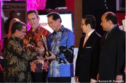 BCA Dinobatkan Sebagai Bank Swasta Terbaik di Ajang Obsession Award 2015