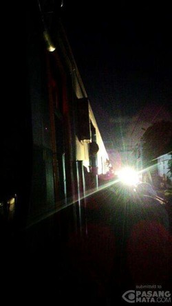 KRL Rusak Saat Jam Pulang Kantor, Ratusan Penumpang Menunggu di St Duri