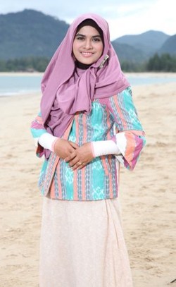 Husnul Khatimah, Ubah Anak-anak Pecandu Video Games Jadi Gemar Baca Buku