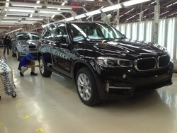 BMW X5 Diesel Buatan Sunter Dijual Rp 1 M Lebih