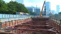 Ada Pembangunan MRT, Patung Pemuda Tetap Kokoh Berdiri