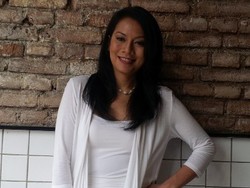 Sentuhan Kisah Filosofi Kopi di Video Klip Terbaru Dewi Lestari