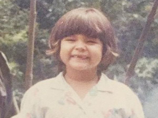 Lucunya Dewi Sandra Saat Kecil
