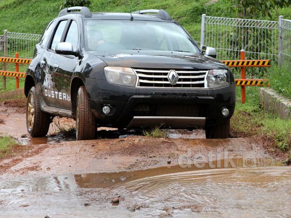 Ketangguhan Duster 4x4