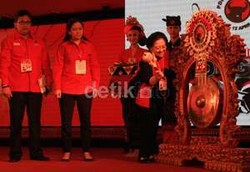 CSIS: Presiden Sebagai Petugas Partai Itu Logika yang Ditolak Bung Karno