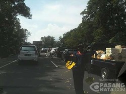 Rutin Tiap Akhir Pekan Macet di Puncak Bogor, Apa Solusinya?