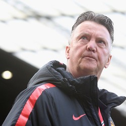 Van Gaal Ingatkan Pemainnya untuk Jaga Emosi