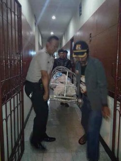 Kondisi Jasad Deudeuh: Tanpa Busana, Disumpal Kaos Kaki dan Dililit Kabel