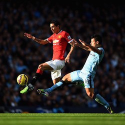 Lubang di Lini Tengah City vs Gelandang United yang Agresif