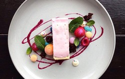 Chef Jacques La Merde Menyulap Hidangan Fast Food Jadi Sajian Berkelas (2)