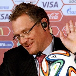 Surati Menteri RI dan Ancam Hukum Indonesia, Sekjen FIFA Di-bully di Twitter