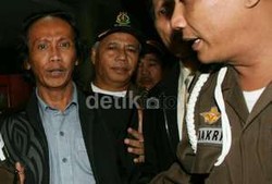 Pengacara Klaim Tanda Tangan Mandra dalam Kontrak Program di TVRI Palsu