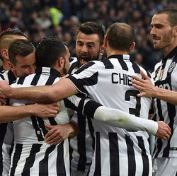 Tevez Samakan Juve seperti Atletico Tahun Lalu